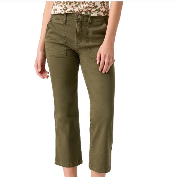 Jones New York Olive Cropped Chino’s - Picture 1 of 8